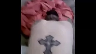 Skinn Co Ühis imeb õpetaja peenise ja fucks lauale