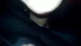 Keerasin noorte tiss läbi kondoomi ja näo cumshot