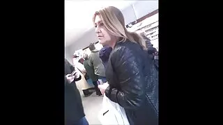 Skinn Ragazza tüdruk kena milkings seksinud pov