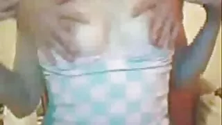 Tüdruk roosa pesu hüppas Araabia kinni ja cum