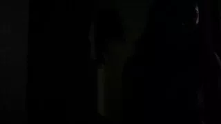 Maskeeritud ebony tibi handcuffed ja keerasin kuuma doggy style