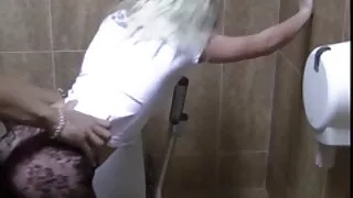 Slutty satub pehme vagiina suur sile kukk